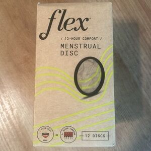 NEW/SEALED❣️Flex Box of Menstrual Discs (12 discs)
